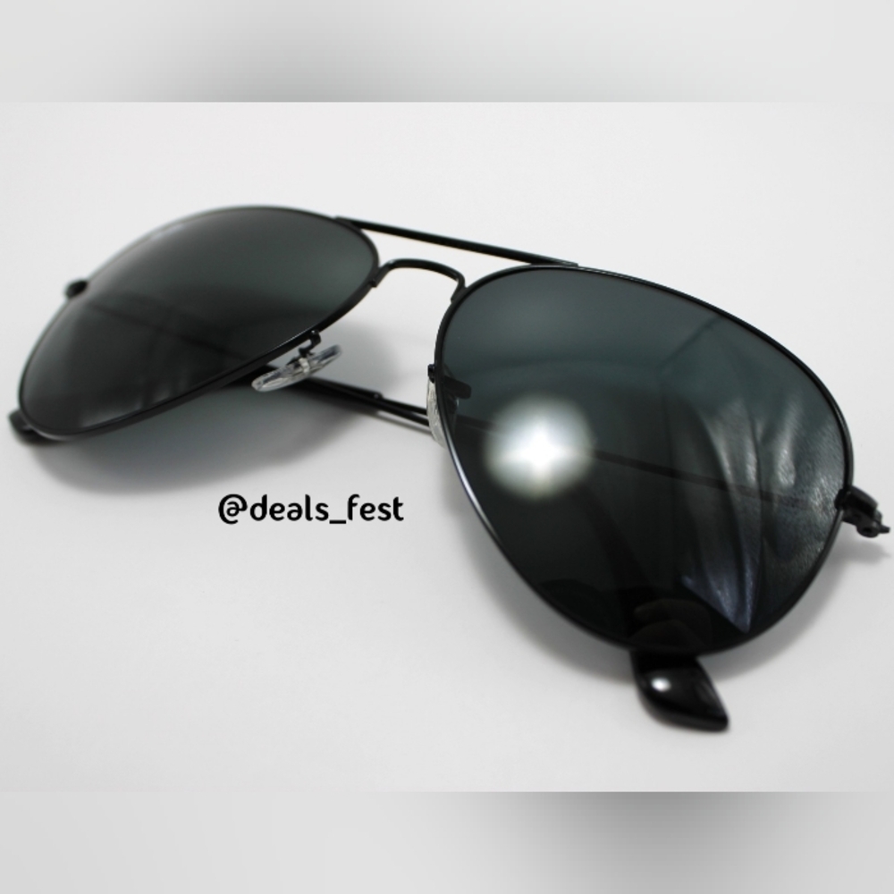 Model Display Ray-Ban Aviator Black RB3025 - Picture 7 of 17